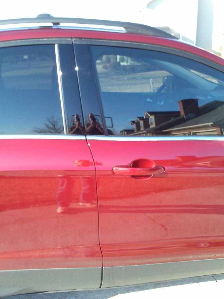 2013 Ford Escape Accessories (floor mat,cargo liner,sun shade,covers